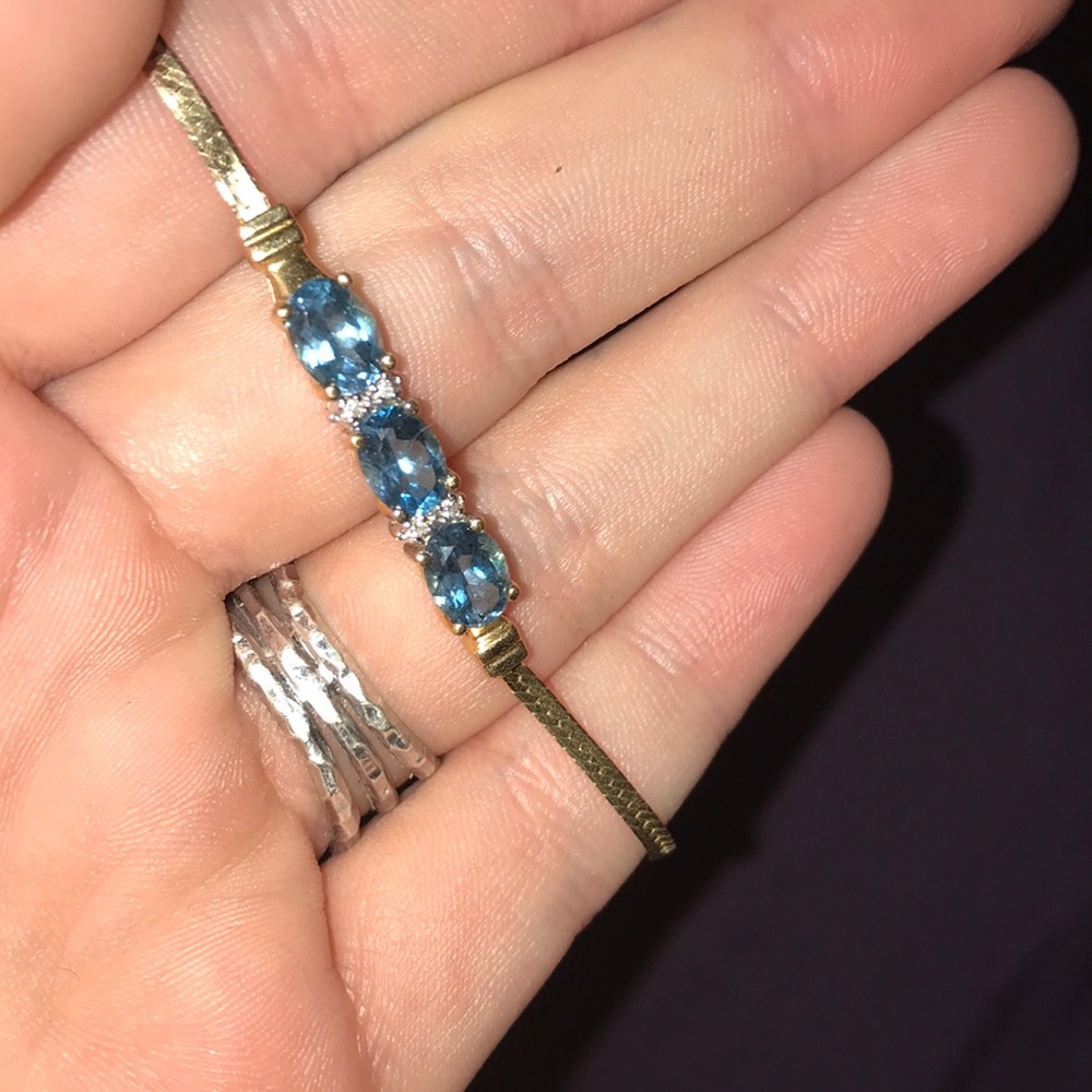 Sapphire gold bracelet